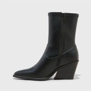 Universal Thread Women's Mid Calf Chunky Heel Boots - New, no tags